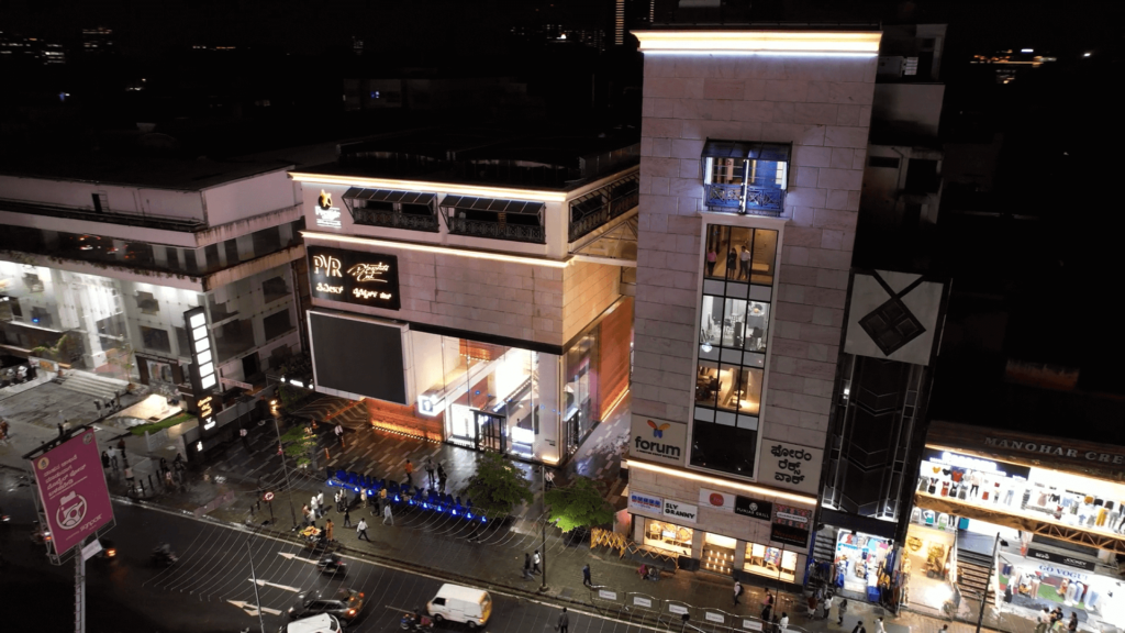 forum rex walk_brigade road_03